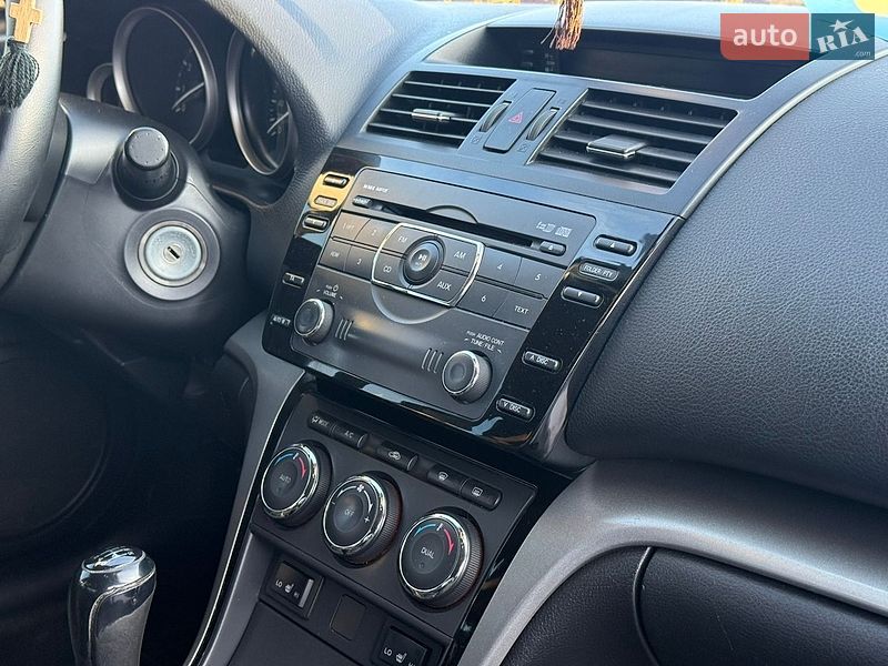 Седан Mazda 6 2010 в Дрогобыче