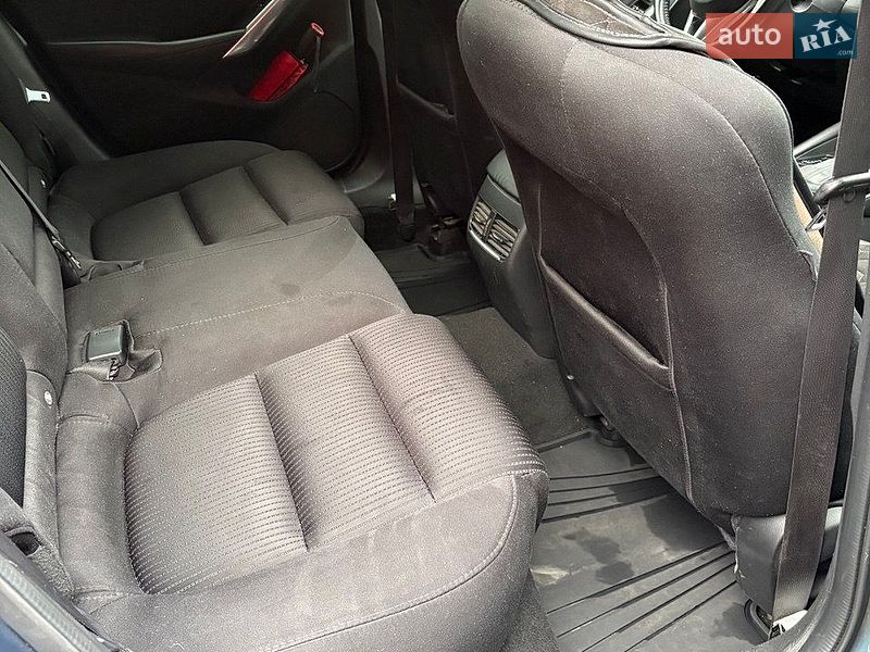 Универсал Mazda 6 2014 в Киеве фото 16 Универсал Mazda 6 2014 в Киеве