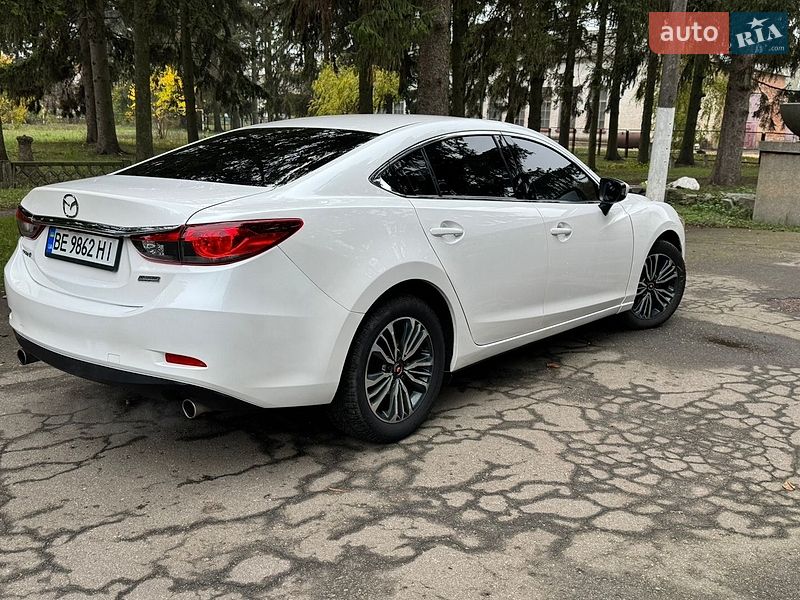 Седан Mazda 6 2014 в Умані