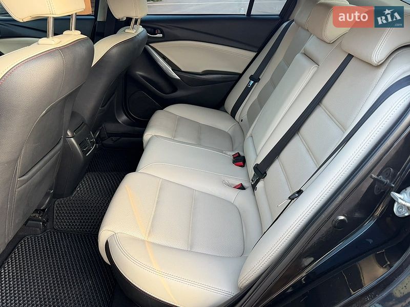 Седан Mazda 6 2013 в Борисполі