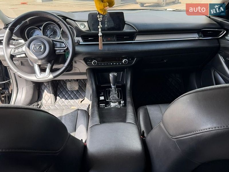 Седан Mazda 6 2018 в Кривому Розі