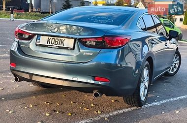 Седан Mazda 6 2016 в Ровно