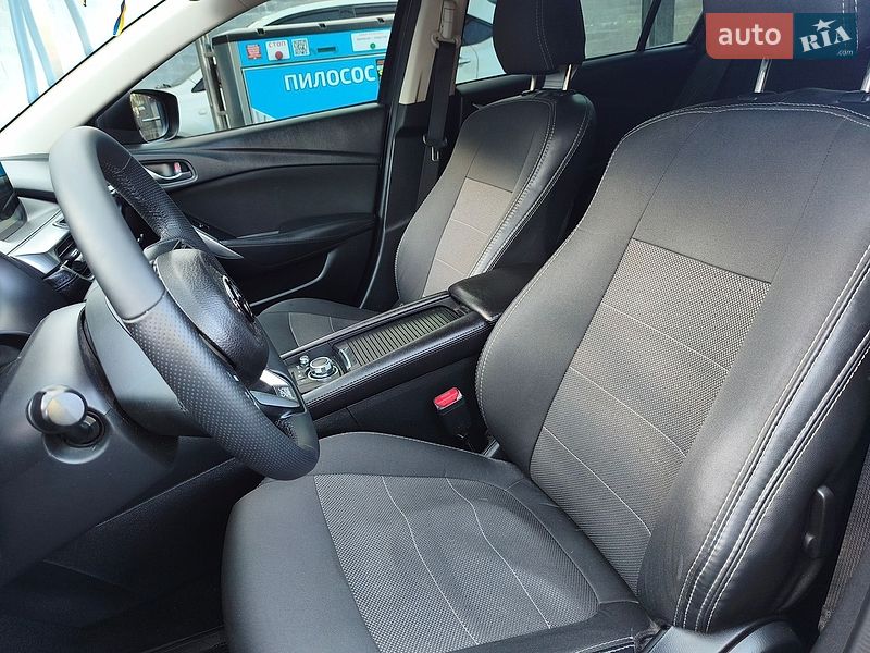 Седан Mazda 6 2016 в Ровно