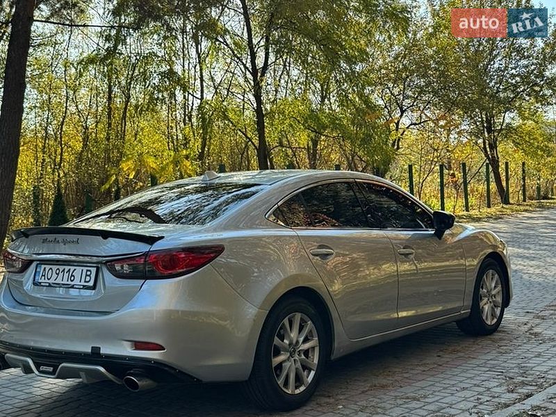 Седан Mazda 6 2015 в Львові