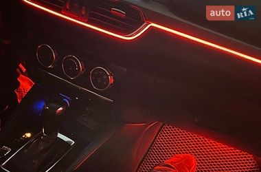 Седан Mazda 6 2015 в Львові