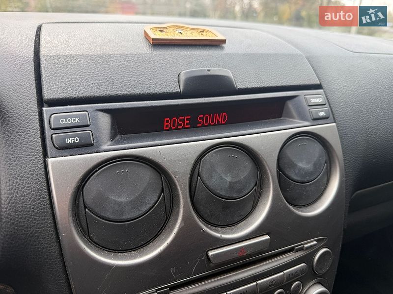 Седан Mazda 6 2003 в Днепре