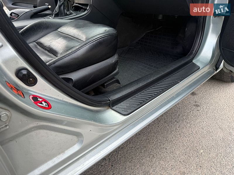 Седан Mazda 6 2003 в Дніпрі