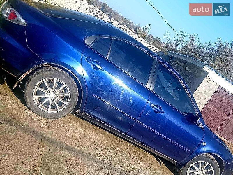 Лифтбек Mazda 6 2003 в Днепре