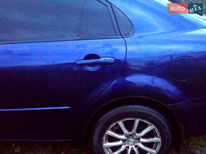 Лифтбек Mazda 6 2003 в Днепре