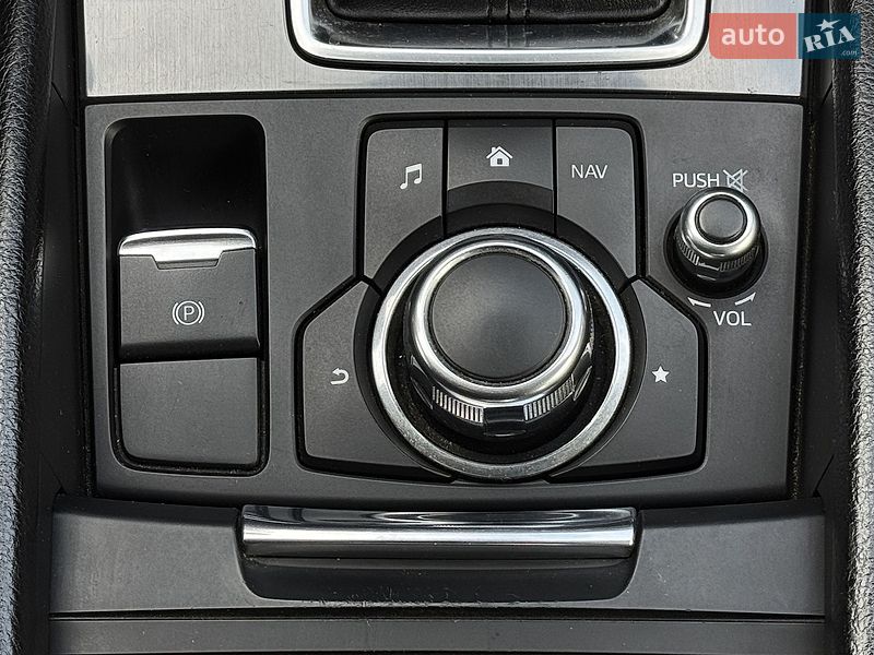 Седан Mazda 6 2016 в Днепре