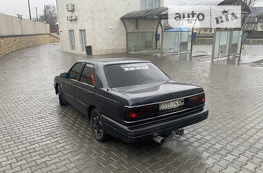 Седан Mazda 929 1988 в Могилев-Подольске