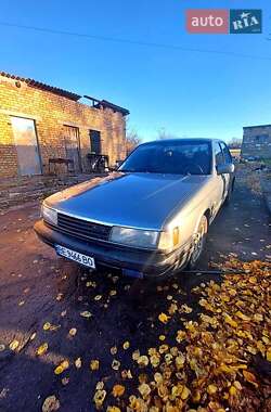 Седан Mazda 929 1988 в Николаеве Седан Mazda 929 1988 в Николаеве