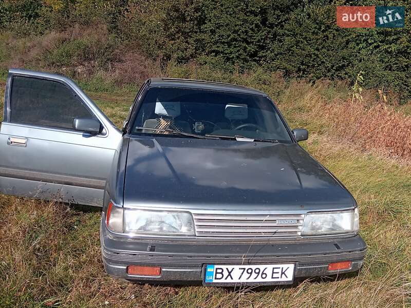 Mazda 929 1988