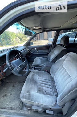 Седан Mazda 929 1988 в 