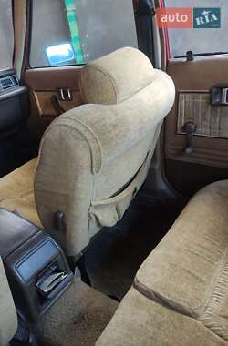 Седан Mazda 929 1981 в Львове