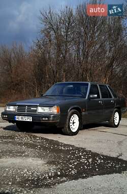 Седан Mazda 929 1988 в 