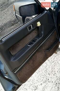 Седан Mazda 929 1988 в 