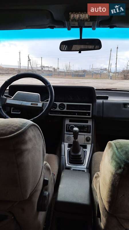 Седан Mazda 929 1988 в Верховец