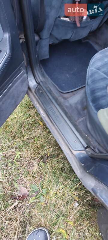 Седан Mazda 929 1989 в Броварах