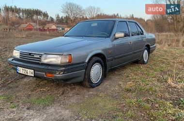 Седан Mazda 929 1988 в Києві