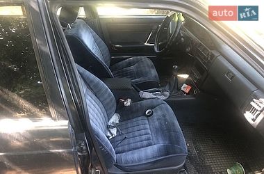 Седан Mazda 929 1987 в Ізюмі