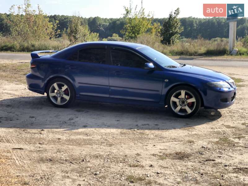 Седан Mazda Atenza 2002 в Валках