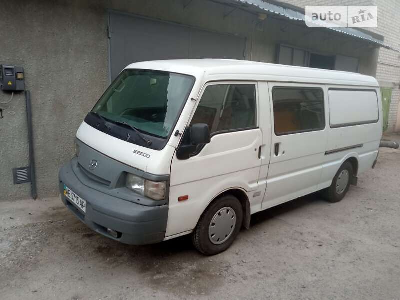 Грузовой фургон Mazda Bongo 2001 в Харькове