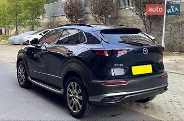Позашляховик / Кросовер Mazda CX-30 EV 2021 в 