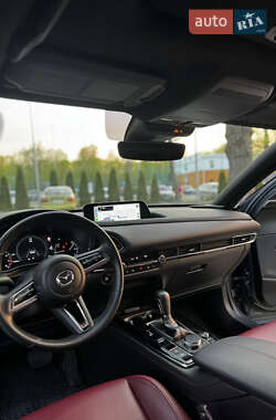 Позашляховик / Кросовер Mazda CX-30 2023 в 