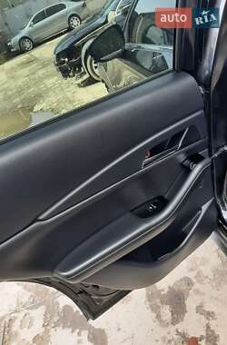 Позашляховик / Кросовер Mazda CX-30 2022 в 