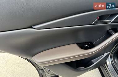 Позашляховик / Кросовер Mazda CX-30 2021 в 
