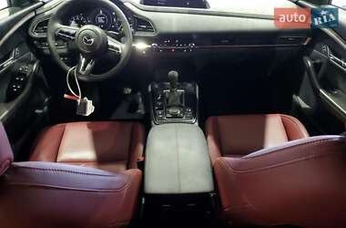 Позашляховик / Кросовер Mazda CX-30 2024 в 