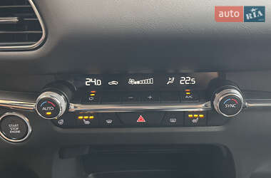 Внедорожник / Кроссовер Mazda CX-30 2023 в 