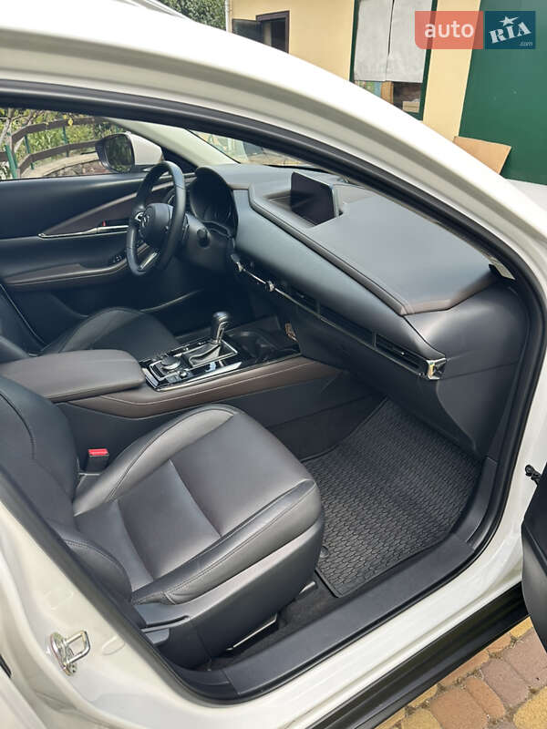 Внедорожник / Кроссовер Mazda CX-30 2021 в Киеве