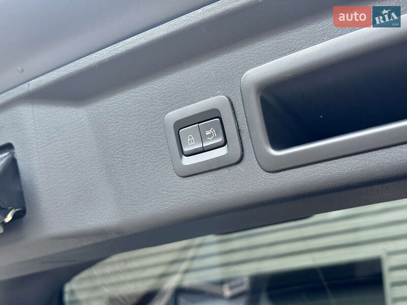 Внедорожник / Кроссовер Mazda CX-30 2021 в Киеве фото 39 Внедорожник / Кроссовер Mazda CX-30 2021 в Киеве