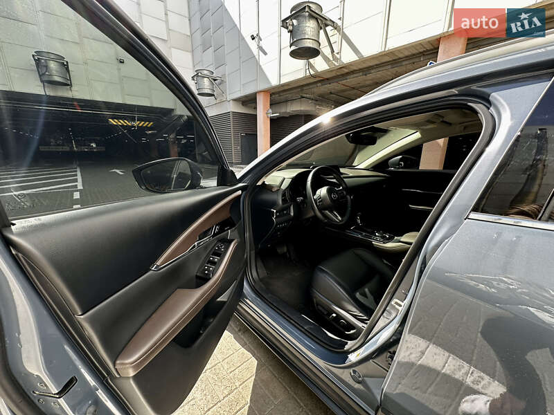 Внедорожник / Кроссовер Mazda CX-30 2021 в Киеве