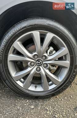Позашляховик / Кросовер Mazda CX-30 2024 в 