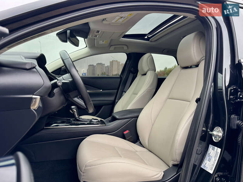 Позашляховик / Кросовер Mazda CX-30 2021 в Києві фото 17 Позашляховик / Кросовер Mazda CX-30 2021 в Києві
