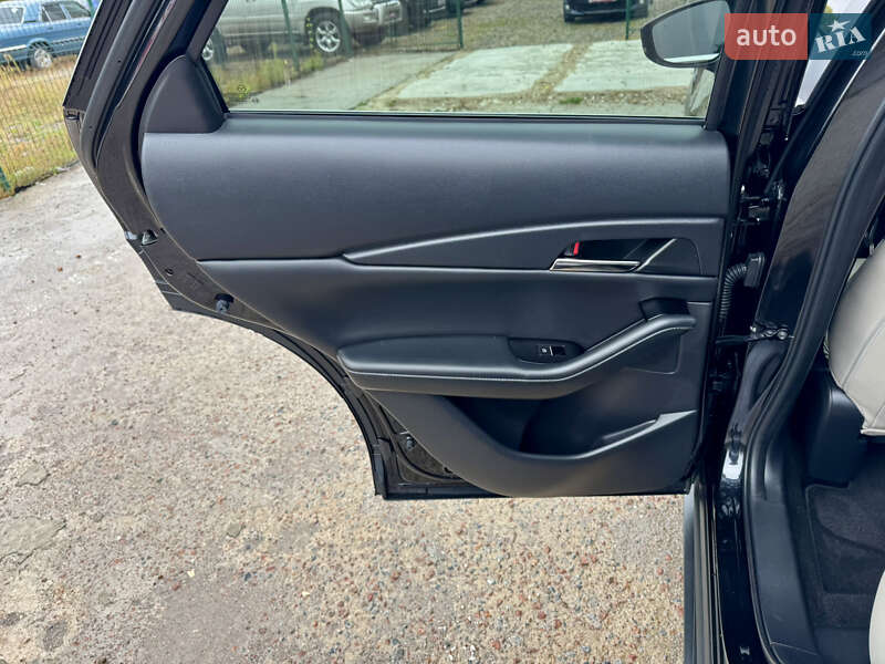Позашляховик / Кросовер Mazda CX-30 2021 в Києві фото 25 Позашляховик / Кросовер Mazda CX-30 2021 в Києві