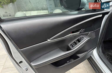 Позашляховик / Кросовер Mazda CX-30 2021 в  фото 20 Позашляховик / Кросовер Mazda CX-30 2021 в