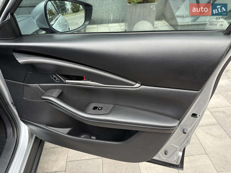 Внедорожник / Кроссовер Mazda CX-30 2021 в Киеве фото 29 Внедорожник / Кроссовер Mazda CX-30 2021 в Киеве