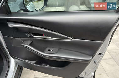 Позашляховик / Кросовер Mazda CX-30 2021 в  фото 29 Позашляховик / Кросовер Mazda CX-30 2021 в