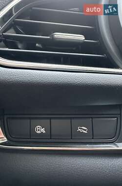Позашляховик / Кросовер Mazda CX-30 2024 в 