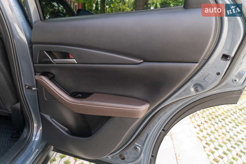 Позашляховик / Кросовер Mazda CX-30 2021 в Києві фото 15 Позашляховик / Кросовер Mazda CX-30 2021 в Києві