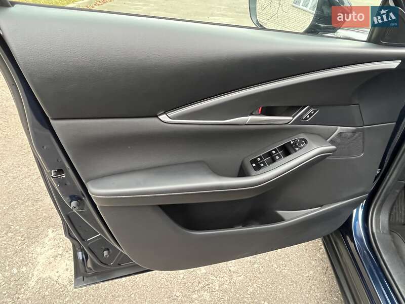 Позашляховик / Кросовер Mazda CX-30 2024 в Києві фото 26 Позашляховик / Кросовер Mazda CX-30 2024 в Києві