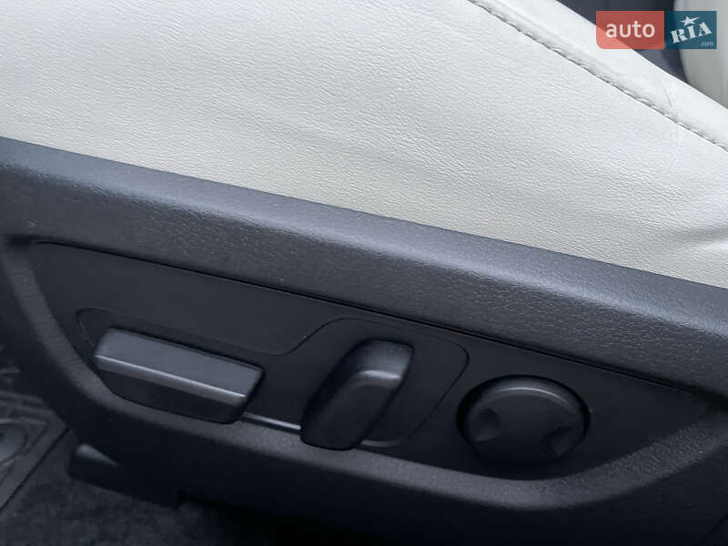 Позашляховик / Кросовер Mazda CX-30 2020 в Дніпрі фото 23 Позашляховик / Кросовер Mazda CX-30 2020 в Дніпрі