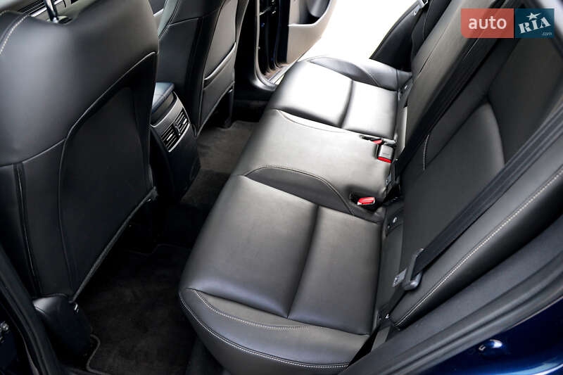 Внедорожник / Кроссовер Mazda CX-30 2019 в Умани