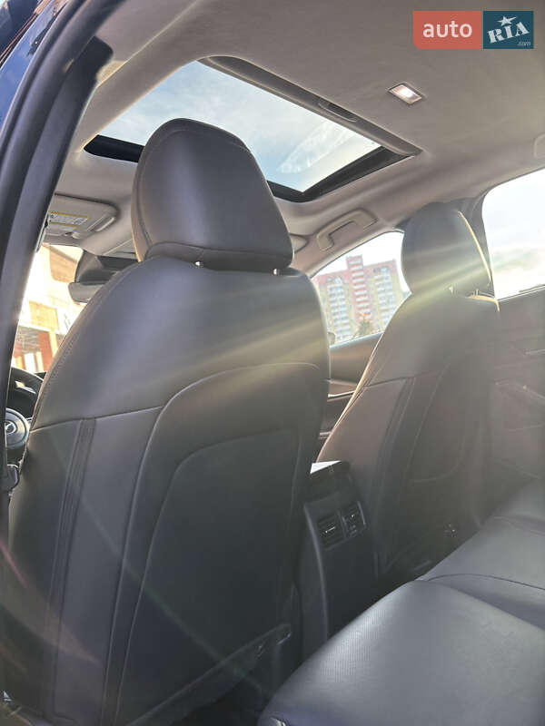 Внедорожник / Кроссовер Mazda CX-30 2022 в Броварах