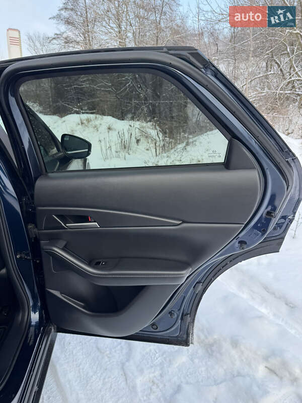 Внедорожник / Кроссовер Mazda CX-30 2023 в Киеве