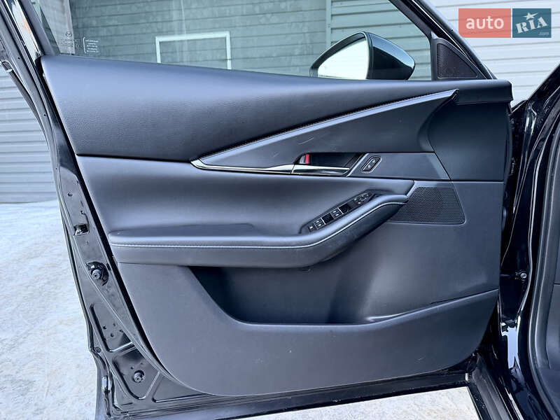 Внедорожник / Кроссовер Mazda CX-30 2023 в Киеве